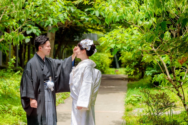 箱根リトリートフォーレで箱根神社結婚式