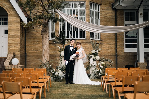 葉山の邸宅で人前式